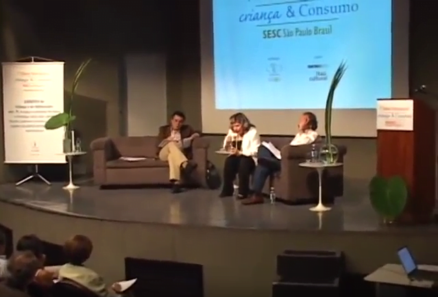 Imagem do vídeo: Debate da Mesa 2 no primeiro Fórum Internacional Criança e Consumo.