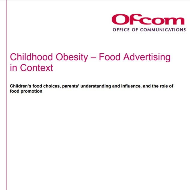 Imagem da capa do documento em inglês: Childhood Obesity ñ Food Advertising 
in Context.