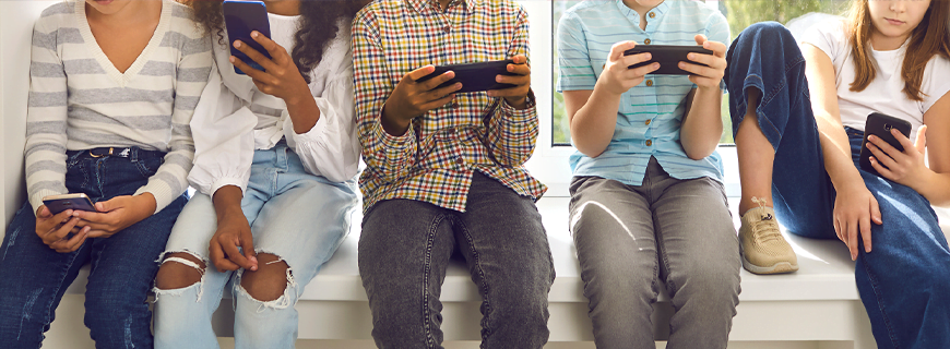 TIC Kids Online Brasil 2021: 81% das crianças e adolescentes conectados já viram publicidade na Internet