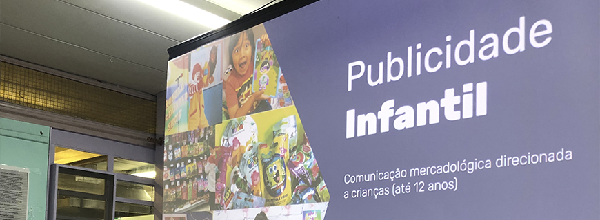 foto da capa da apresentação sobre publicidade infantil para formação pedagógica com educadores da EMEI